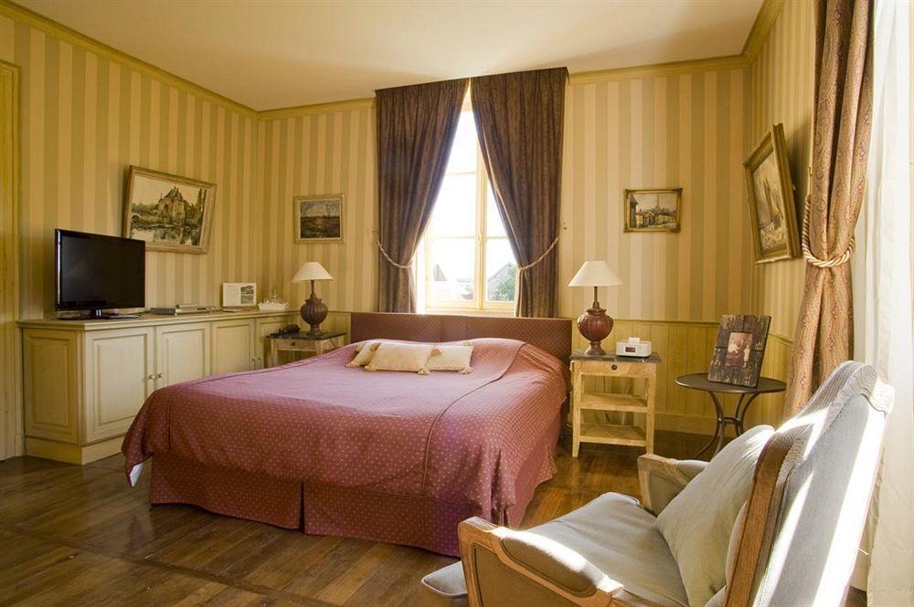 Chateau De Courban And Spa Nuxe Zewnętrze zdjęcie