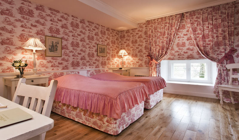 Chateau De Courban And Spa Nuxe Zewnętrze zdjęcie