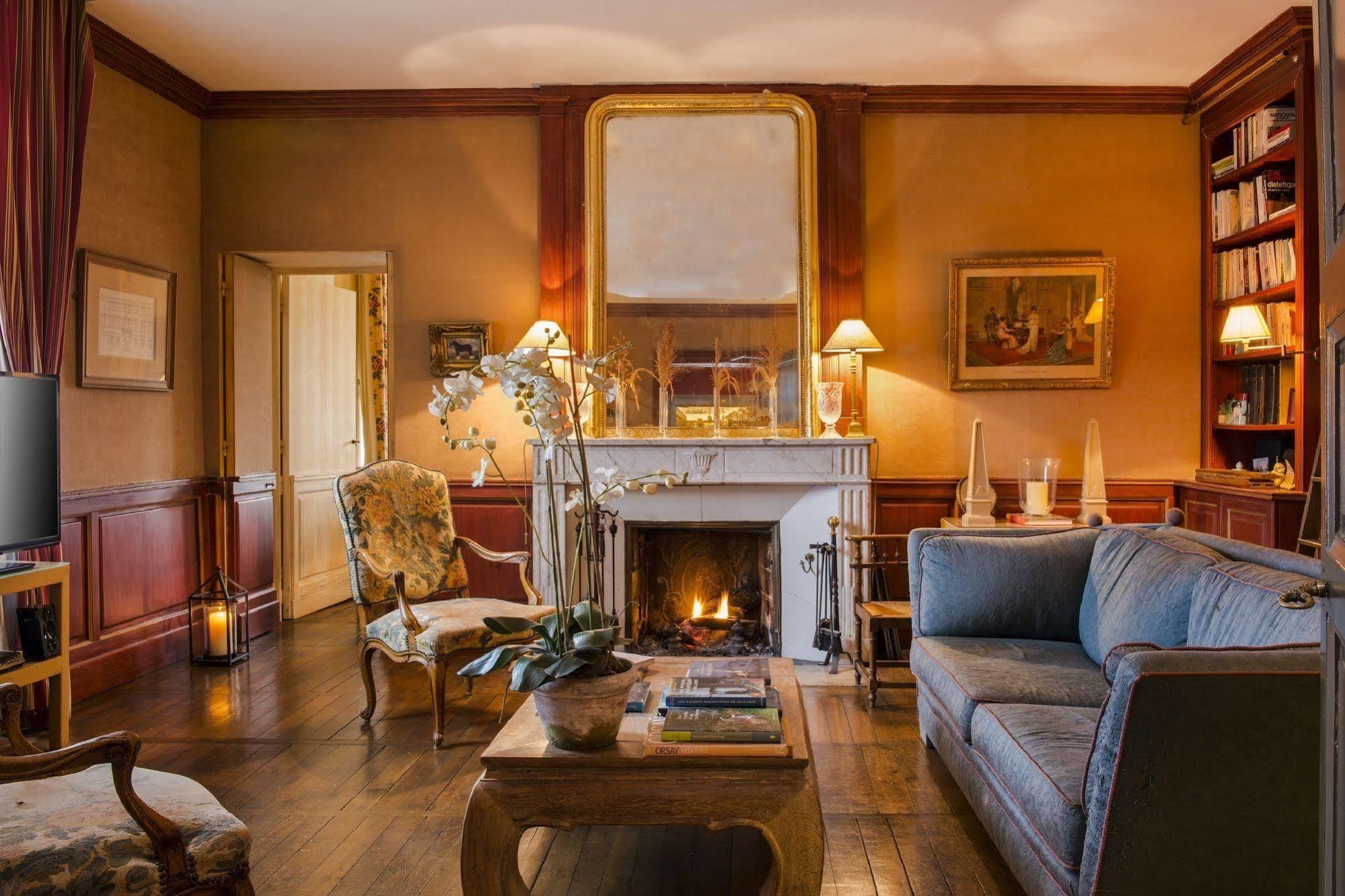 Chateau De Courban And Spa Nuxe Zewnętrze zdjęcie